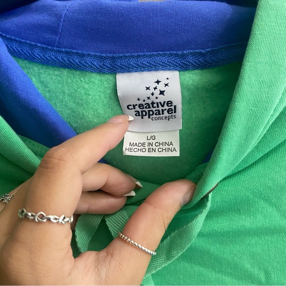 NWOT Creative Apparel Concept Unisex South Carolina Sweatshirt - Picture 3 of 5